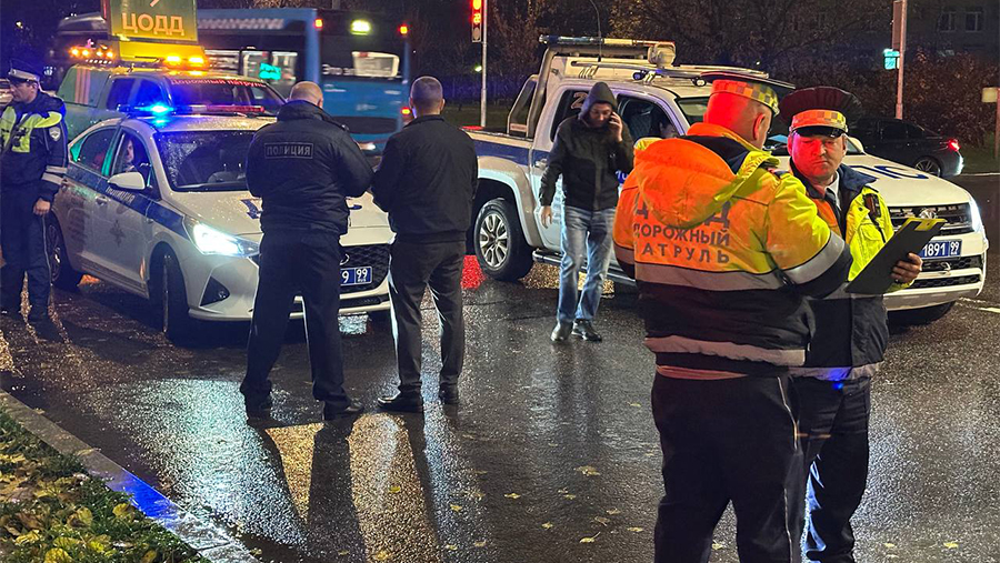 Машина насмерть сбила ребенка на западе Москвы