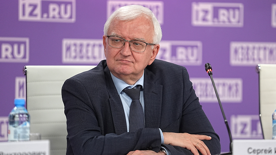В РФ создали базу из 100 тыс. геномов для диагностики наследственных заболеваний В РФ создали базу из 100 тыс. геномов для диагностики наследственных заболеваний