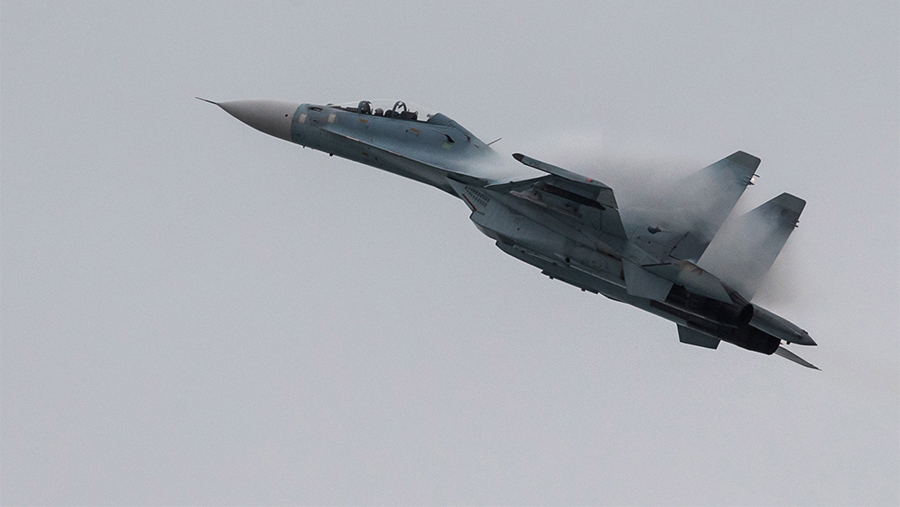 Российские Су-30 совершали учебно-тренировочные полеты над Калининградской областью