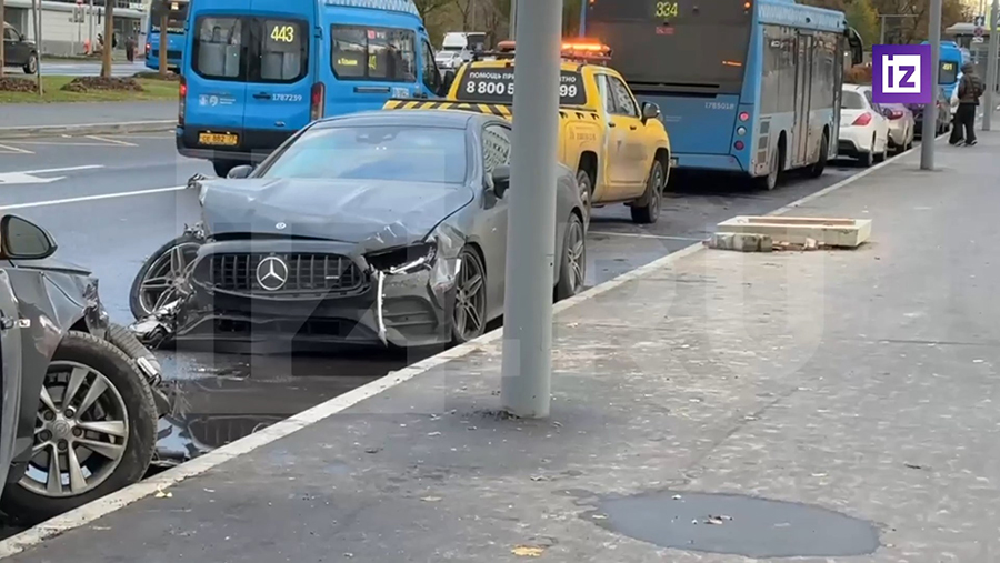 Блогер Илья Царевский устроил массовое ДТП в Москве
