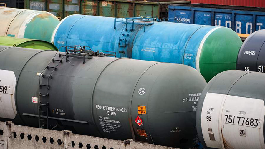Орбан заявил о поиске способов обхода запрета ЕС на импорт российской нефти Орбан заявил о поиске способов обхода запрета ЕС на импорт российской нефти