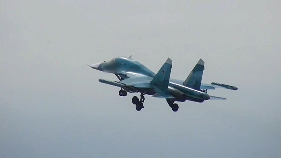 Экипаж Су-34 нанес удар по пункту управления беспилотниками ВСУ в зоне СВО Экипаж Су-34 нанес удар по пункту управления беспилотниками ВСУ в зоне СВО