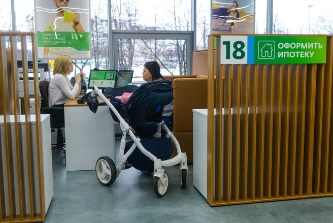 Оказывается, ипотека, которая должна поддерживать семьи с детьми, может приводить к разводам | Источник: Артём Устюжанин / E1.RU