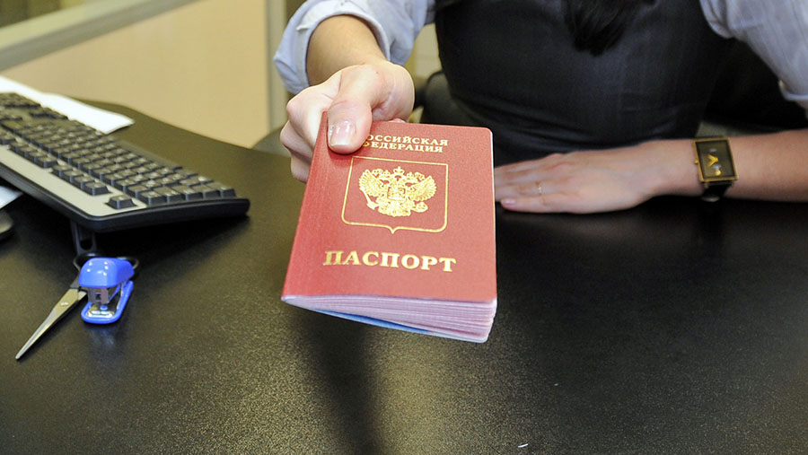 В РФ разрешили заселять в гостиницы по водительским правам или загранпаспорту