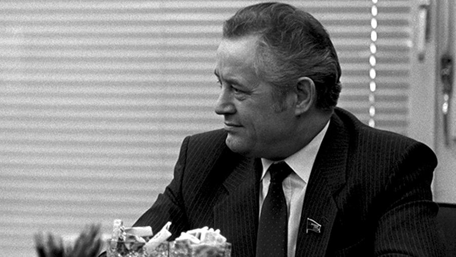Бывший главред «Известий» Иван Лаптев умер на 92-м году жизни Бывший главред «Известий» Иван Лаптев умер на 92-м году жизни